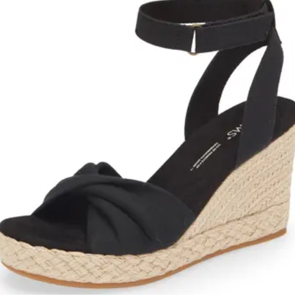 NWT Tom’s Marisela Wedge Sandal
